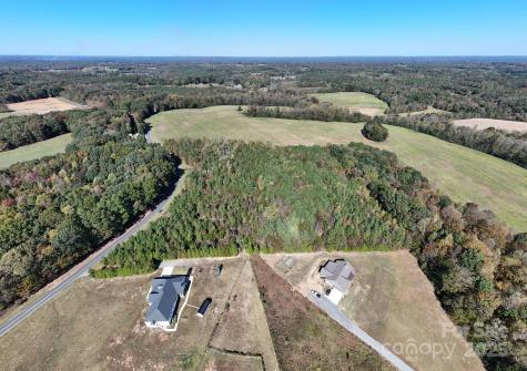 1117 Hoyt Scott Road Bear Creek NC 27207