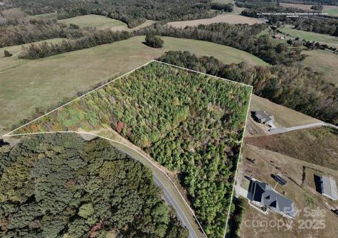 1117 Hoyt Scott Road Bear Creek NC 27207