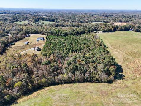 1117 Hoyt Scott Road Bear Creek NC 27207