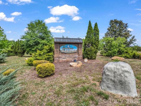 111 Cranberry Lane Mooresboro NC 28114