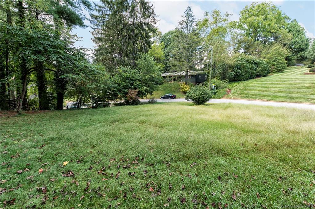 114 Clarendon Road Asheville NC 28806