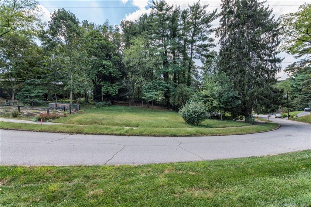 114 Clarendon Road Asheville NC 28806