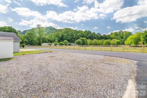 73 Polka Lane Waynesville NC 28785