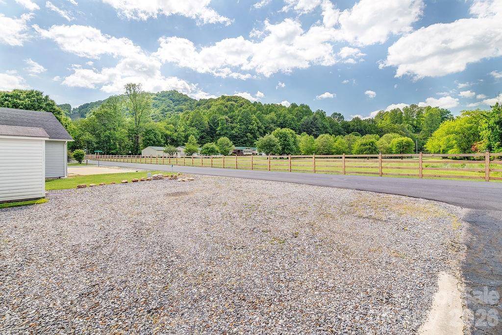 73 Polka Lane Waynesville NC 28785