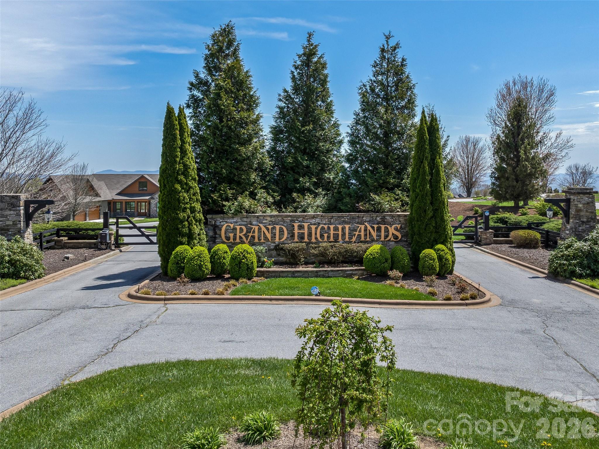 487 Grand Highland Drive Hendersonville NC 28792