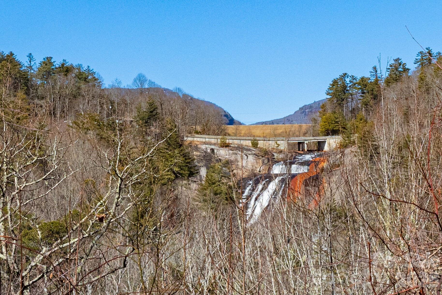 999 Flat Creek Valley Road Lake Toxaway NC 28747