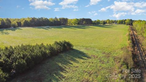 2233 Riverside Road Lancaster SC 29720