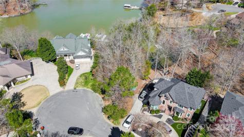 11055 Holiday Cove Drive Tega Cay SC 29708