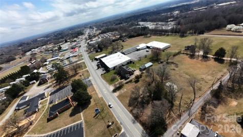 1033 W Main Street Forest City NC 28043