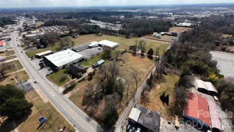 1033 W Main Street Forest City NC 28043
