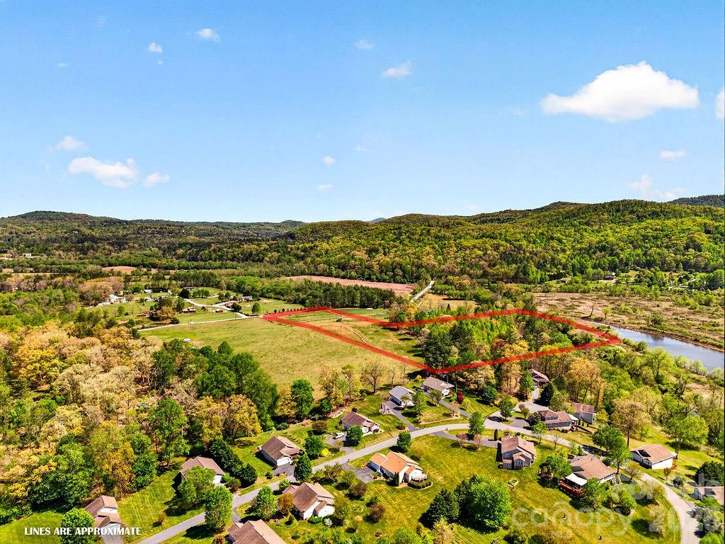 000 Etowah School Road Hendersonville NC 28739
