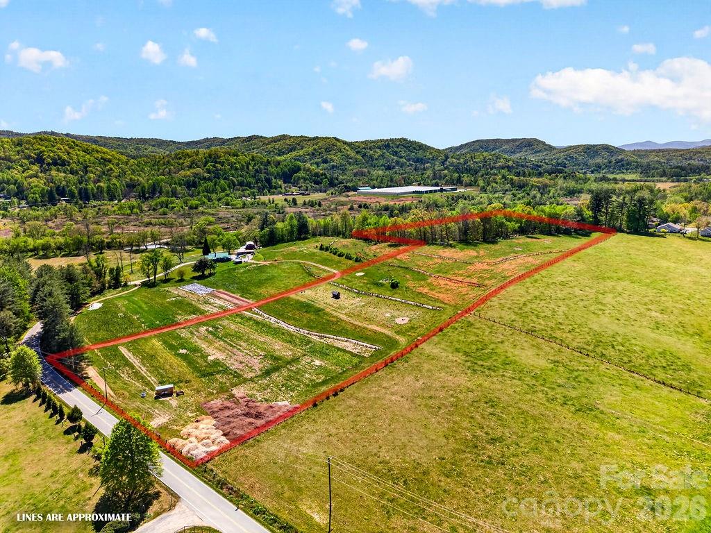 000 Etowah School Road Hendersonville NC 28739