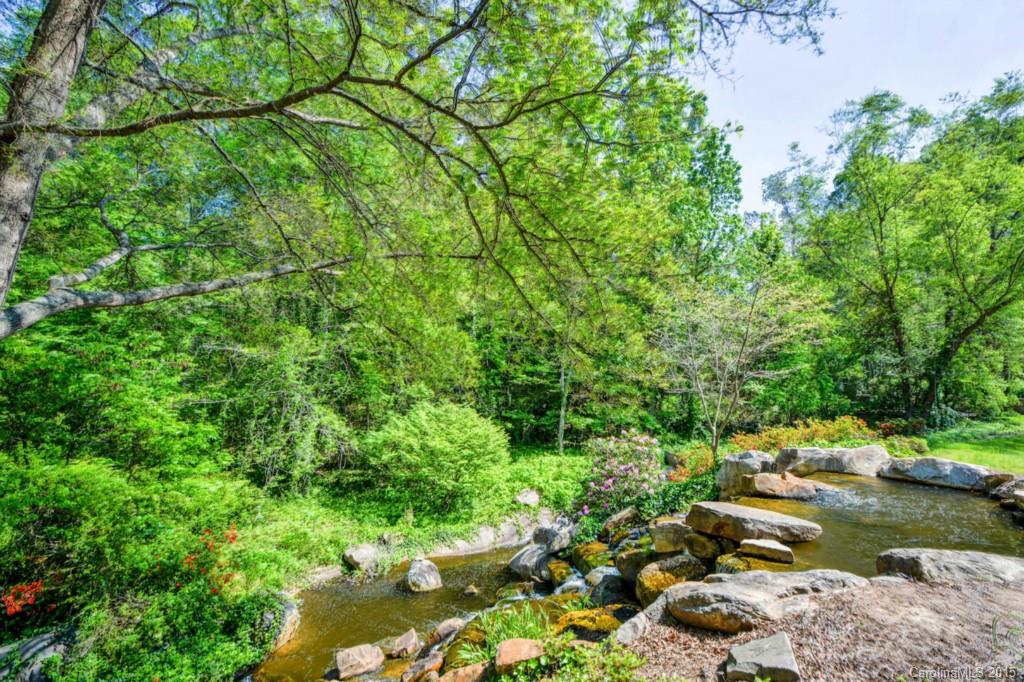 4515 Fox Brook Lane Charlotte NC 28211