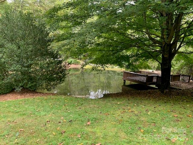 105 Crossvine Trail Laurel Park NC 28739