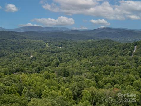 20 Highland Point Drive Hendersonville NC 28739