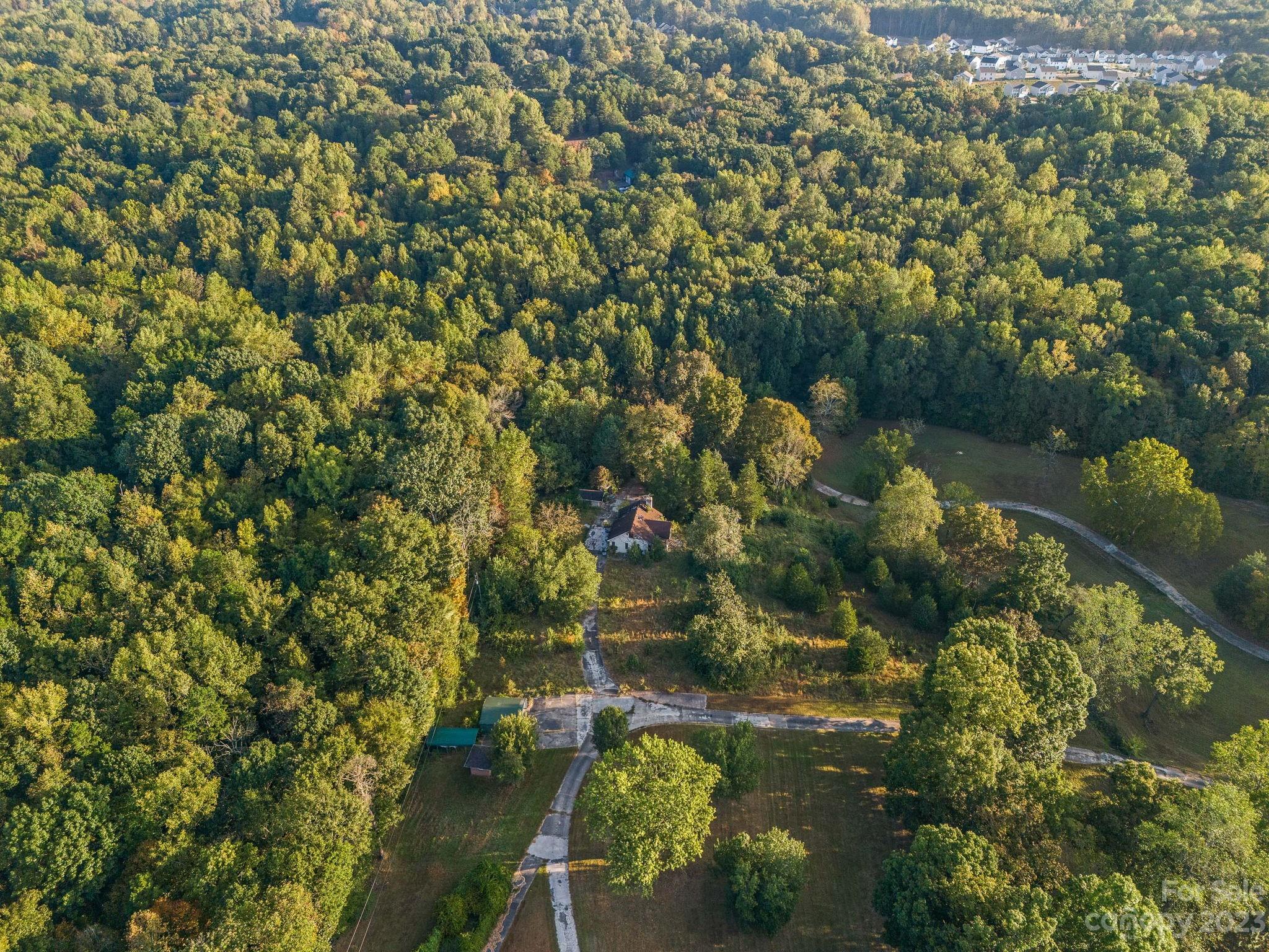 2221 Miranda Road Charlotte NC 28216