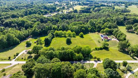 5587 Lee Cline Road Conover NC 28613