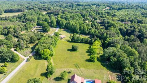 5587 Lee Cline Road Conover NC 28613