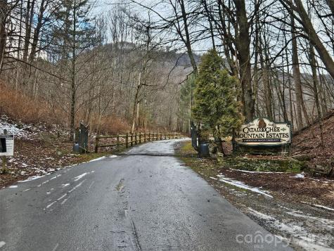 000 Slippery Rock Lane Waynesville NC 28785