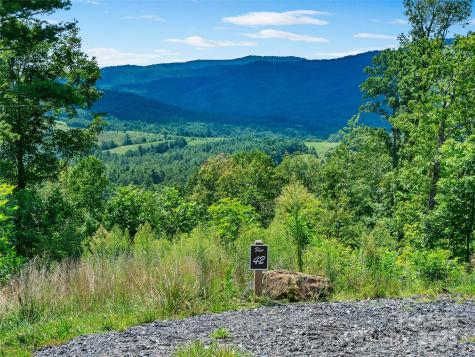 0 Summit View Parkway Spruce Pine NC 28777