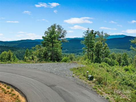 0 Summit View Parkway Spruce Pine NC 28777