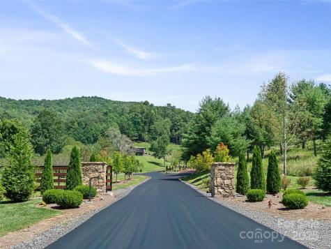 0 Summit View Parkway Spruce Pine NC 28777