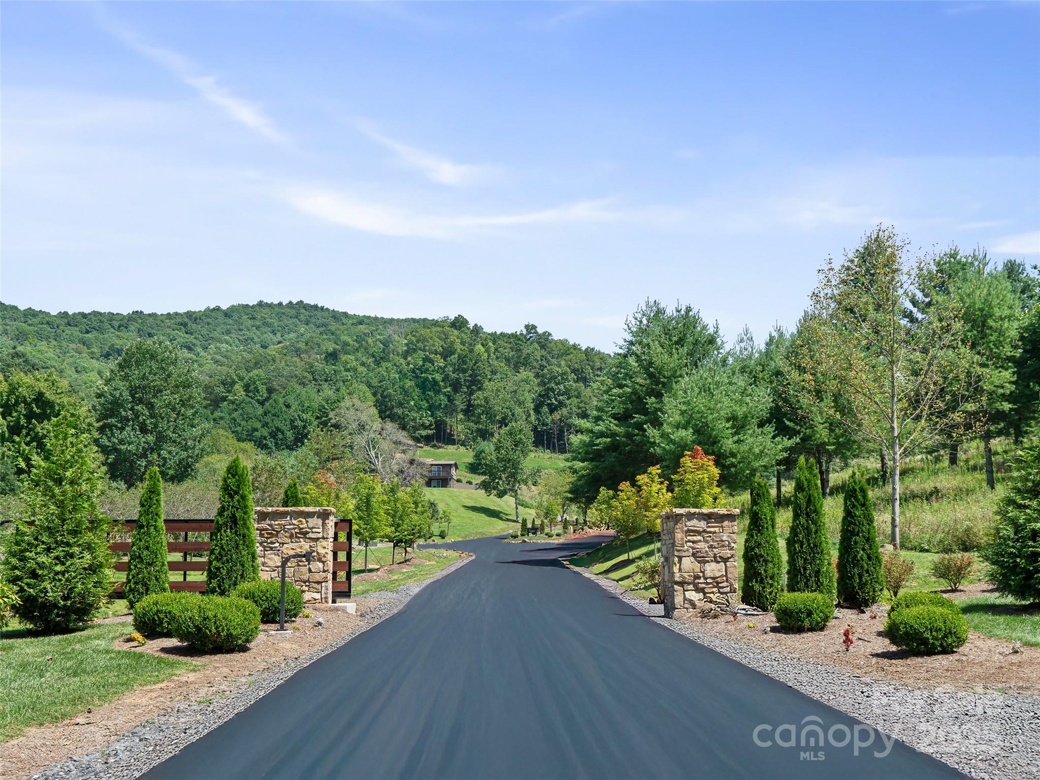 0 Summit View Parkway Spruce Pine NC 28777