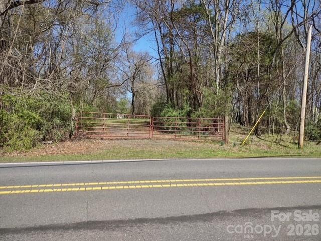 6716 Rock Island Road Charlotte NC 28278