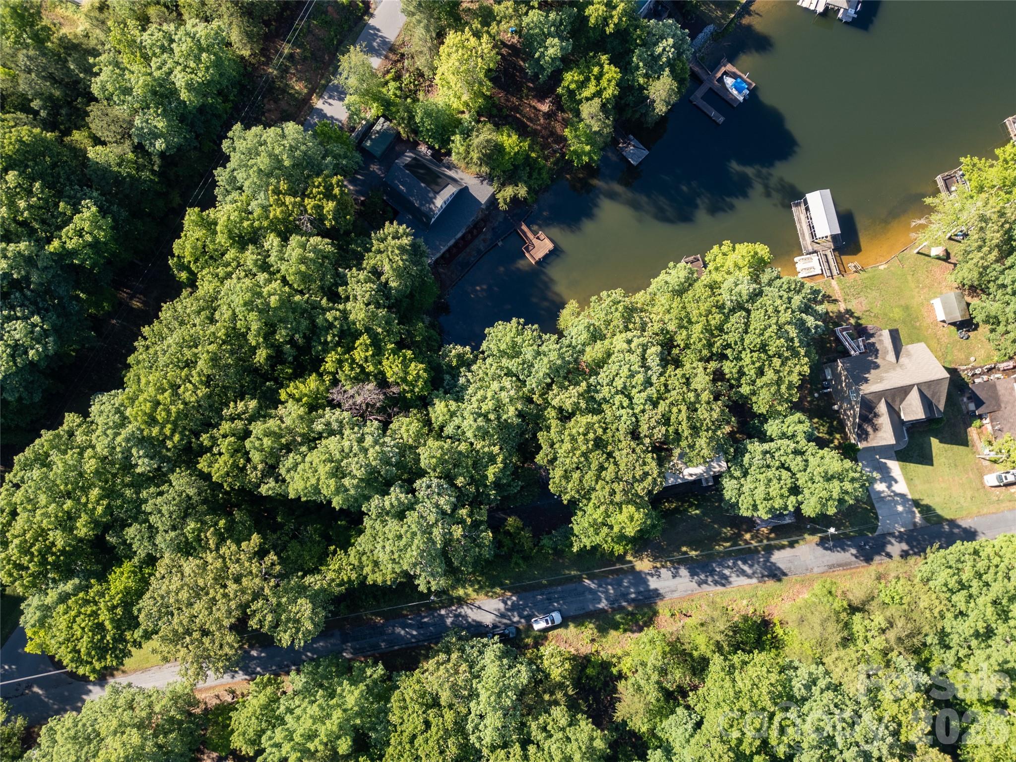 292 N Shoreline Drive New London NC 28127