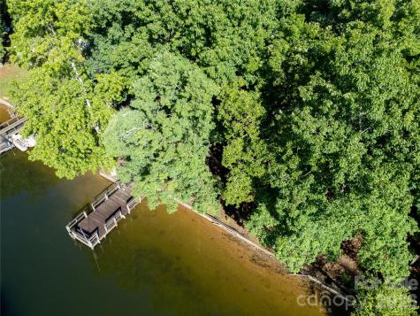292 N Shoreline Drive New London NC 28127