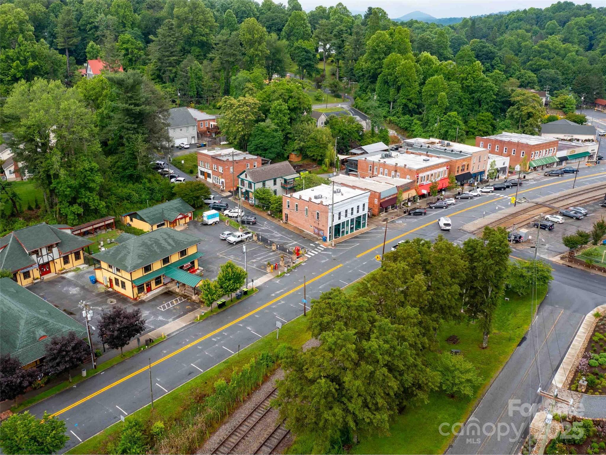 00 Mountain Page Road Saluda NC 28773