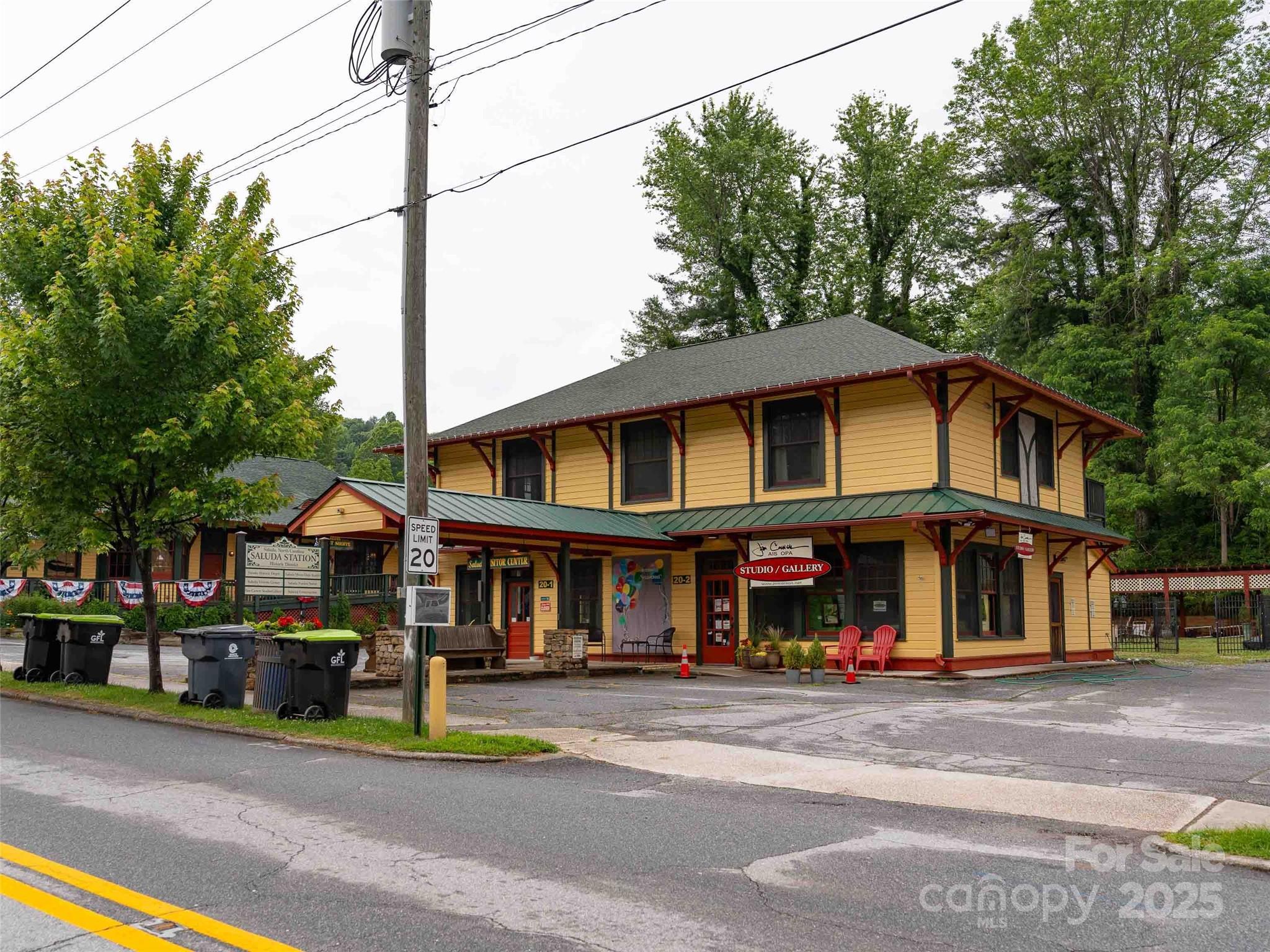 00 Mountain Page Road Saluda NC 28773