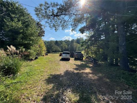 40 Doan Road Weaverville NC 28787