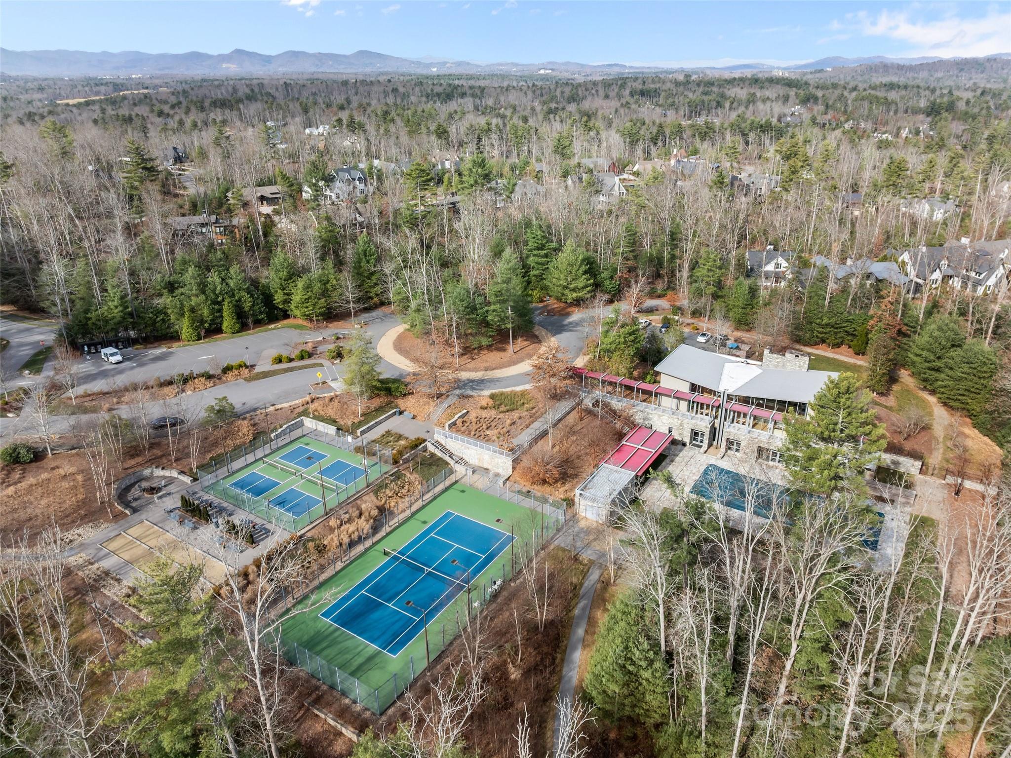 423 Moraine Court Asheville NC 28803