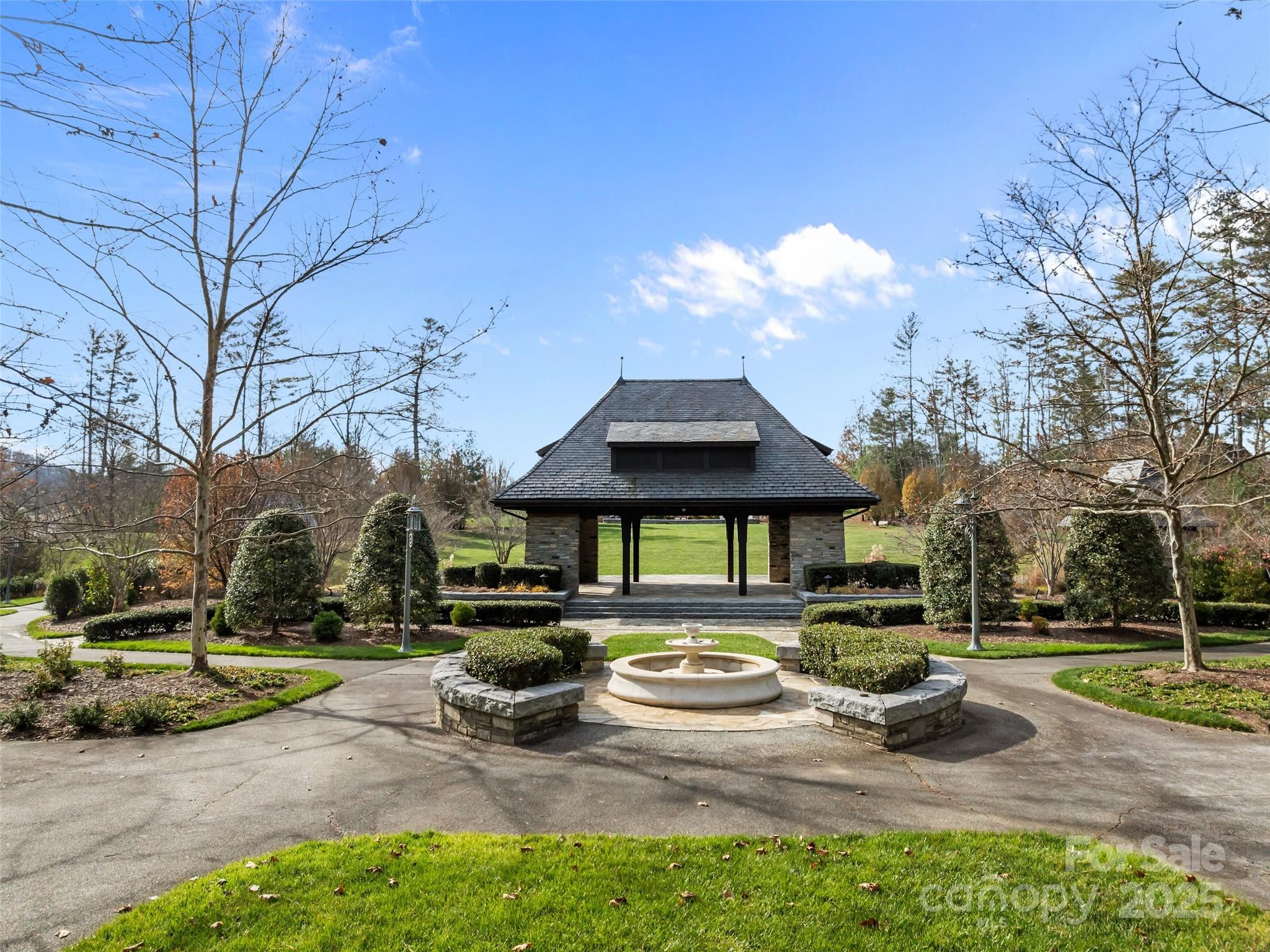423 Moraine Court Asheville NC 28803