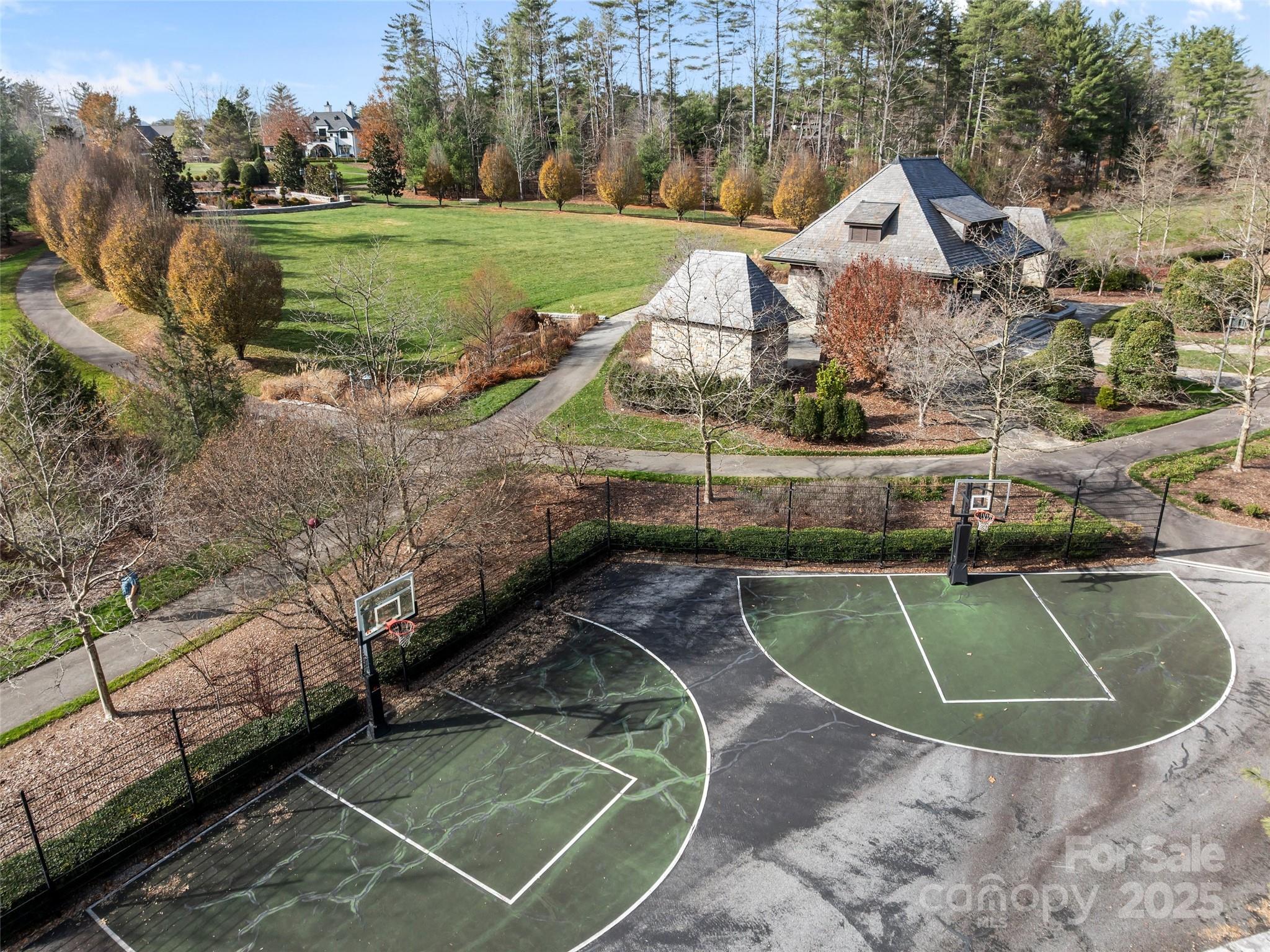 423 Moraine Court Asheville NC 28803