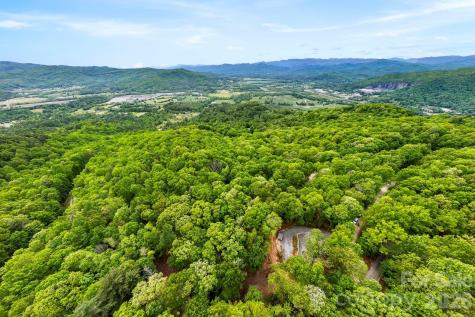 137 Bird Song Road Penrose NC 28766