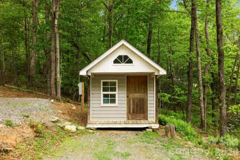 137 Bird Song Road Penrose NC 28766