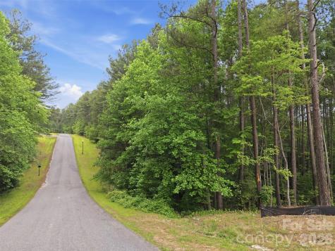 6020 Plantation Pointe Drive Granite Falls NC 28630