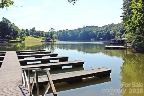 6020 Plantation Pointe Drive Granite Falls NC 28630