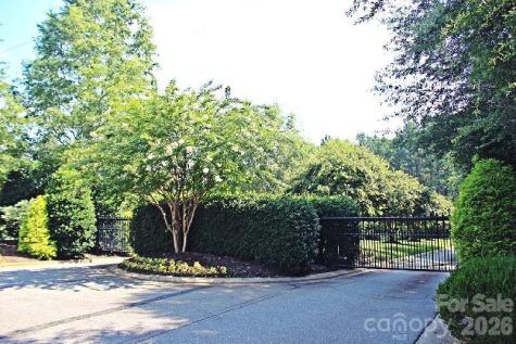 6020 Plantation Pointe Drive Granite Falls NC 28630