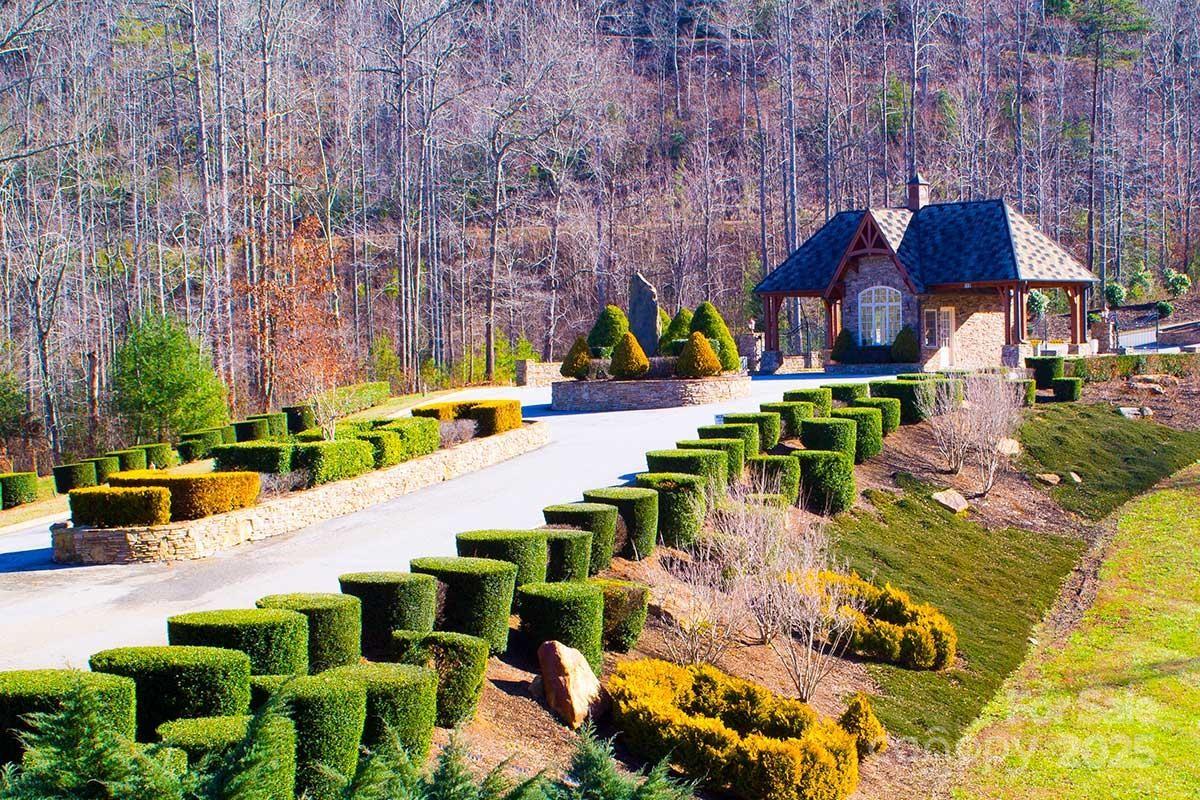 9999 Rock Ledge Drive Lake Lure NC 28746
