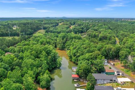 2033 Beauhaven Lane Belmont NC 28012
