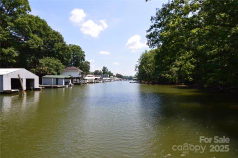 2033 Beauhaven Lane Belmont NC 28012