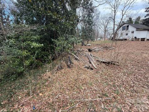 208 S Beaver Street Landis NC 28088