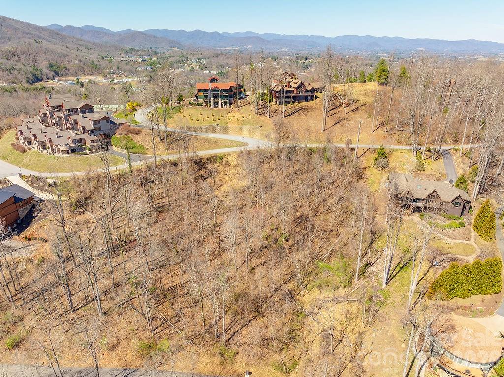 61 Ben Lippen School Road Asheville NC 28806