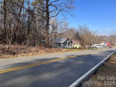 303 Burke Street Hickory NC 28601