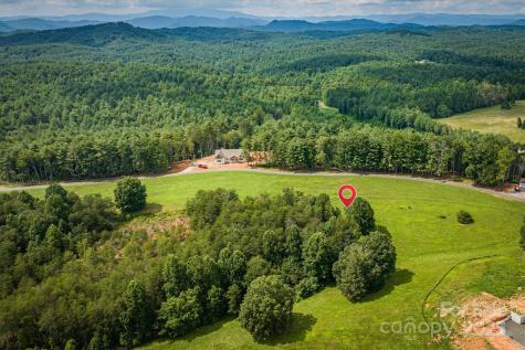 2071 Thoroughbred Way Lenoir NC 28645