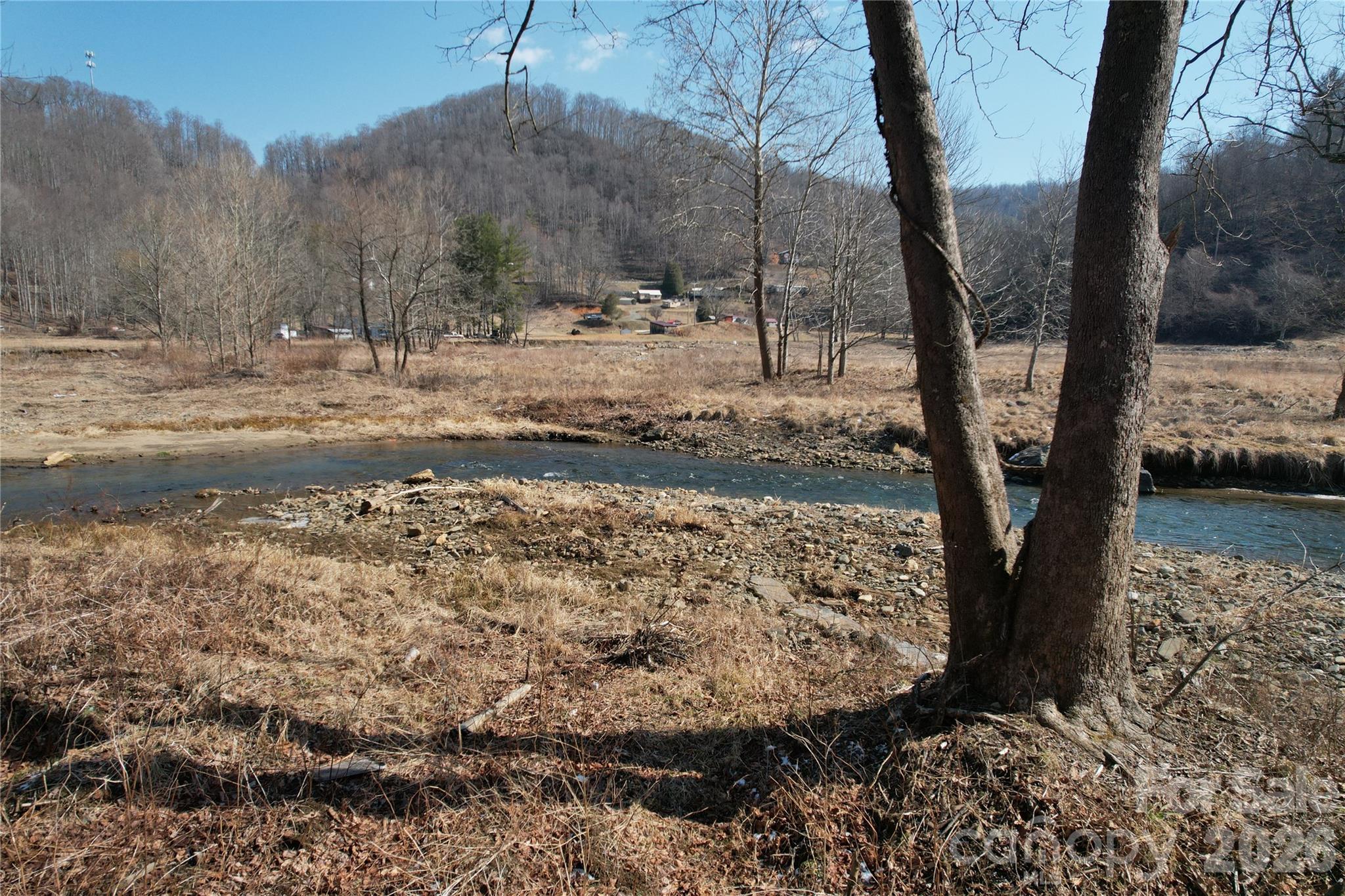 00 S Us 19 Highway E Newland NC 28657