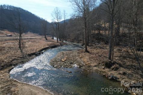 00 S Us 19 Highway E Newland NC 28657